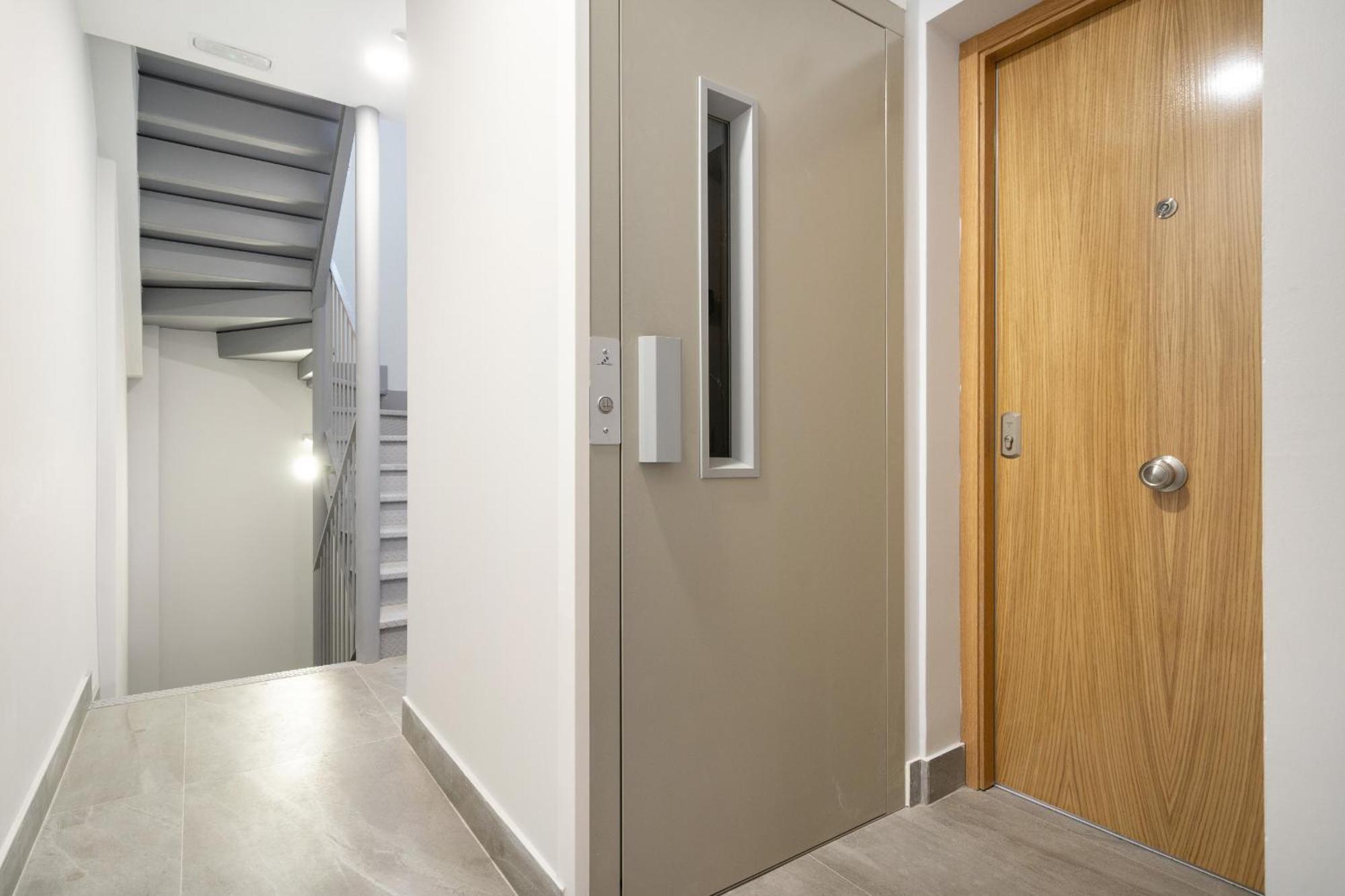 Madriver Apartamentos Reformados Con Parking Gratuito المظهر الخارجي الصورة