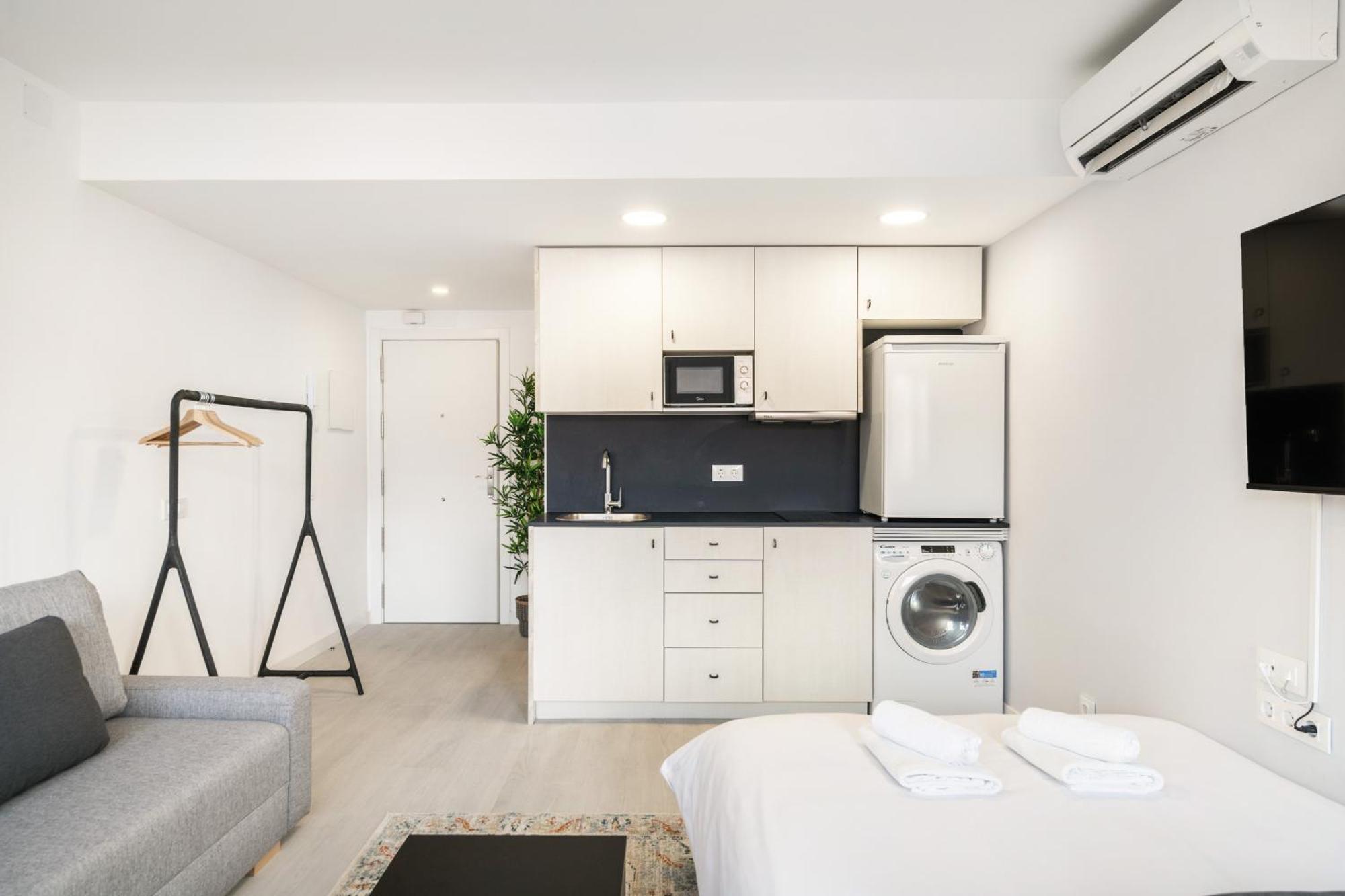 Madriver Apartamentos Reformados Con Parking Gratuito المظهر الخارجي الصورة