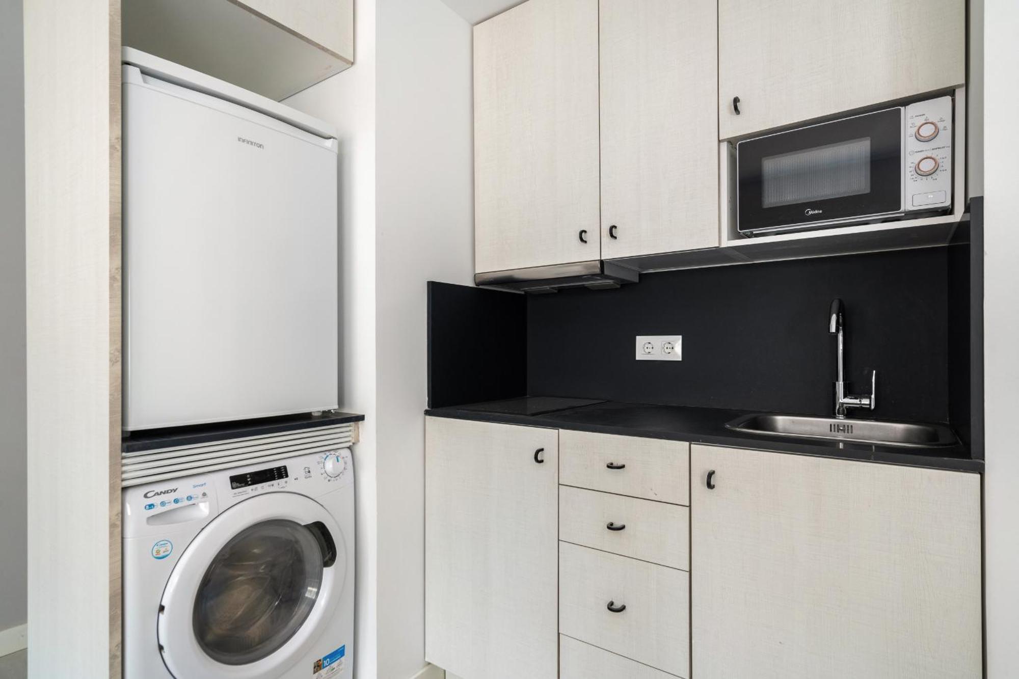 Madriver Apartamentos Reformados Con Parking Gratuito المظهر الخارجي الصورة