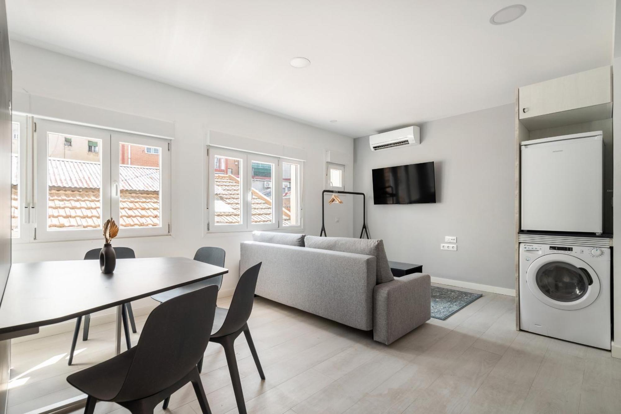 Madriver Apartamentos Reformados Con Parking Gratuito المظهر الخارجي الصورة