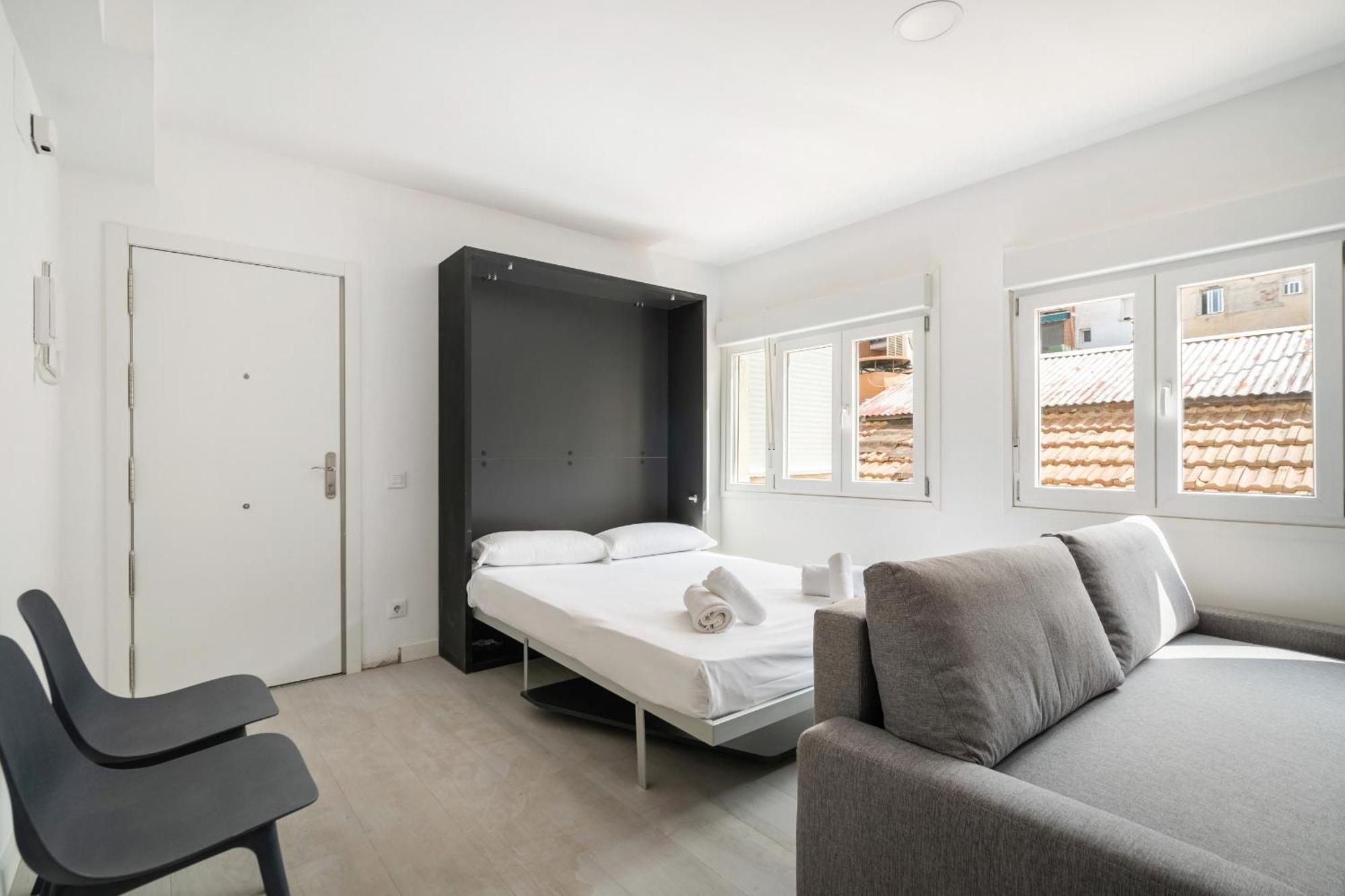Madriver Apartamentos Reformados Con Parking Gratuito المظهر الخارجي الصورة