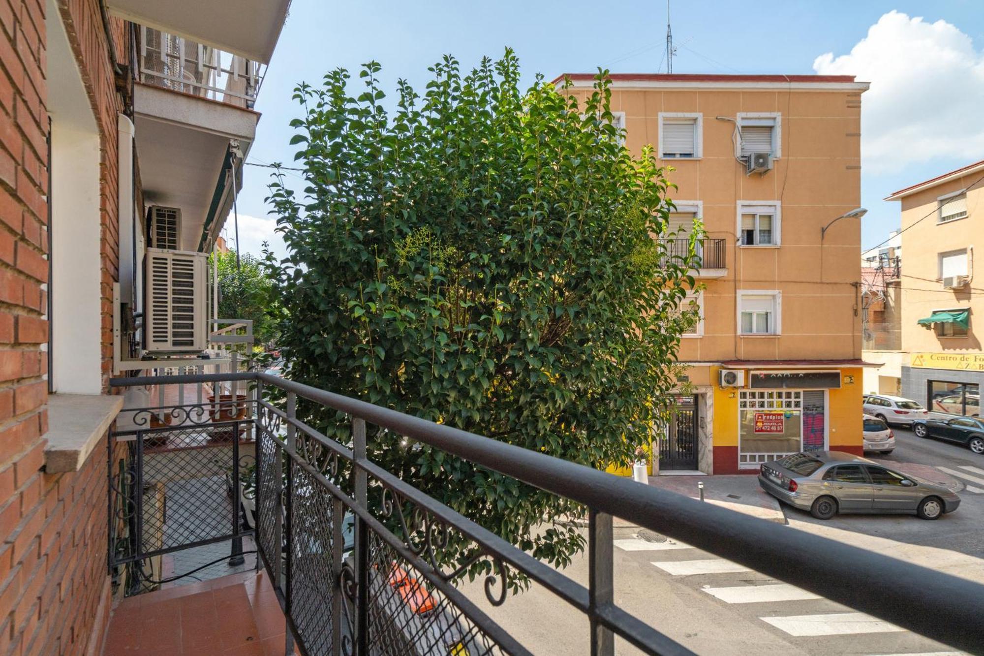 Madriver Apartamentos Reformados Con Parking Gratuito المظهر الخارجي الصورة