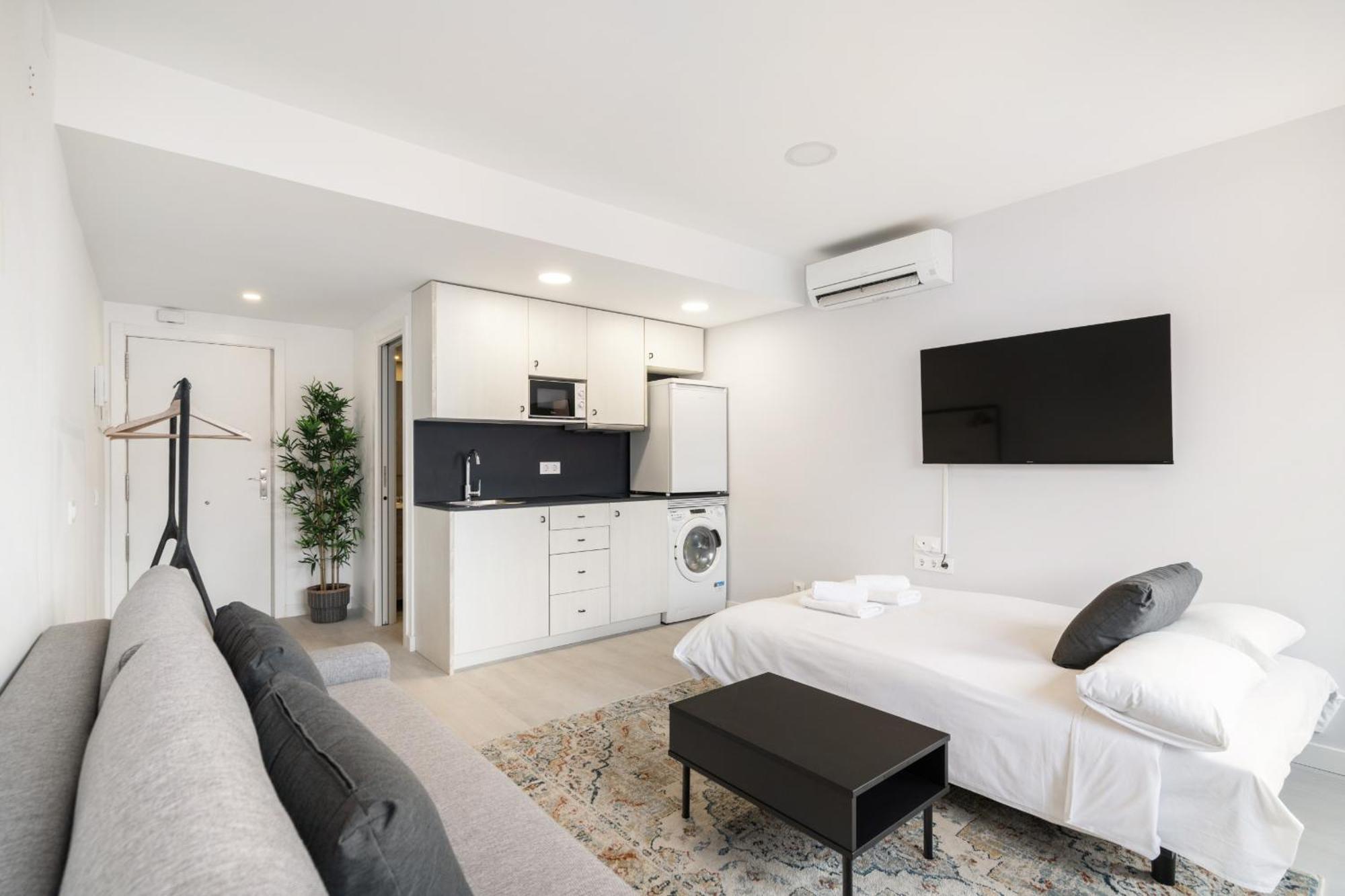 Madriver Apartamentos Reformados Con Parking Gratuito المظهر الخارجي الصورة
