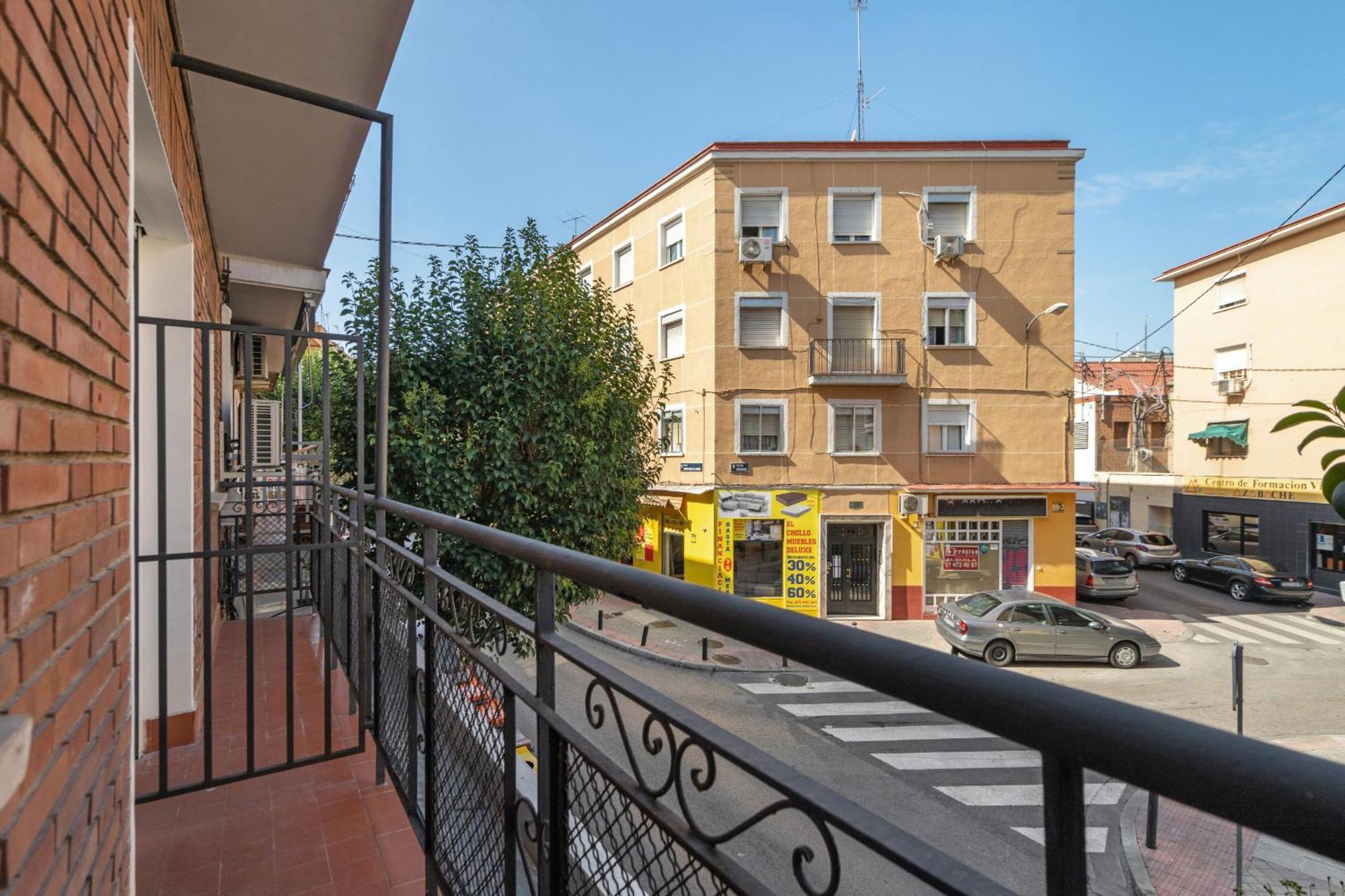 Madriver Apartamentos Reformados Con Parking Gratuito المظهر الخارجي الصورة